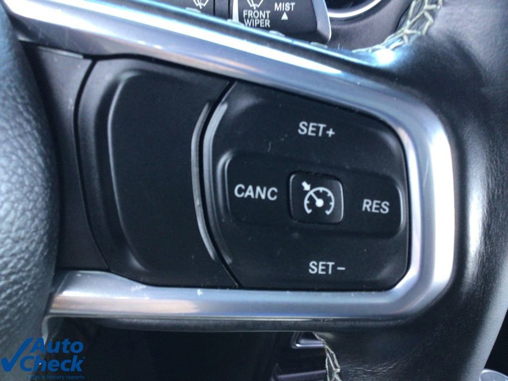 Used 2022 Jeep Wrangler Unlimited Sahara w/ Cold Weather Group image 19