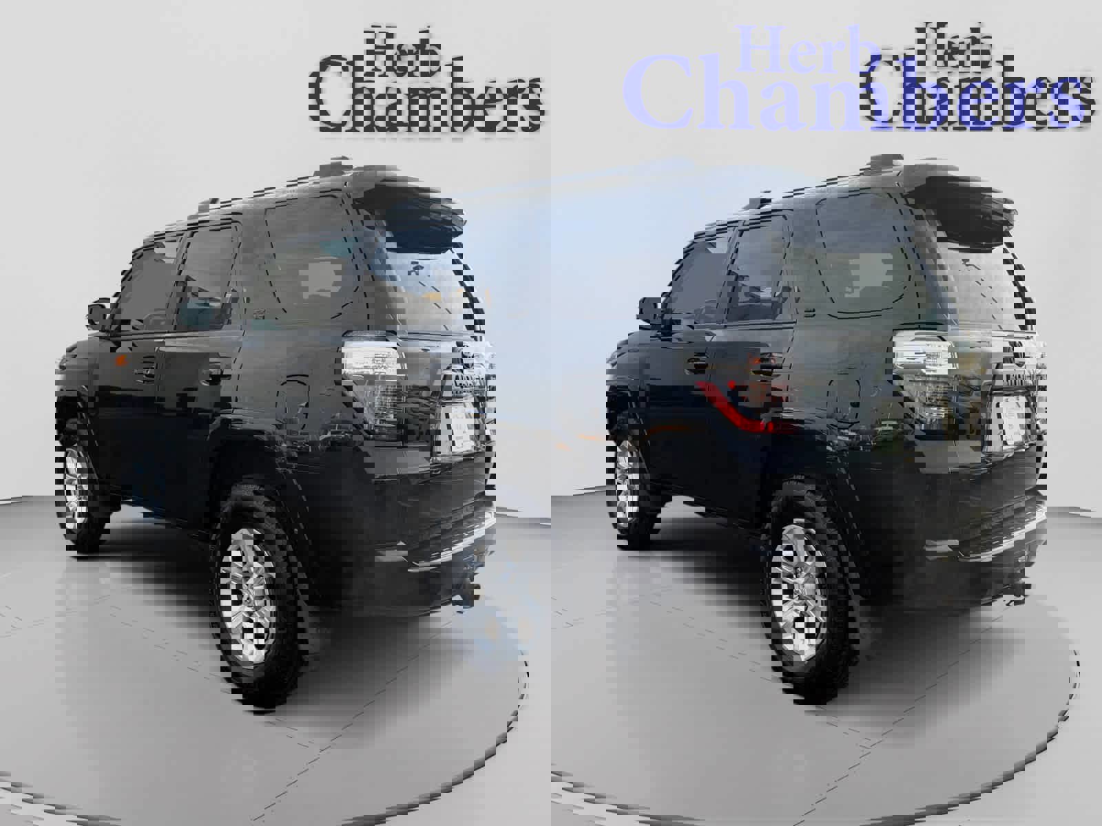 Used 2020 Toyota 4Runner SR5 Premium image 3