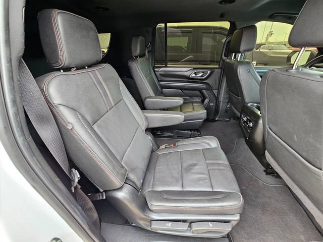 Used 2024 Chevrolet Suburban RST w/ Luxury Package AWD/4WD image 29