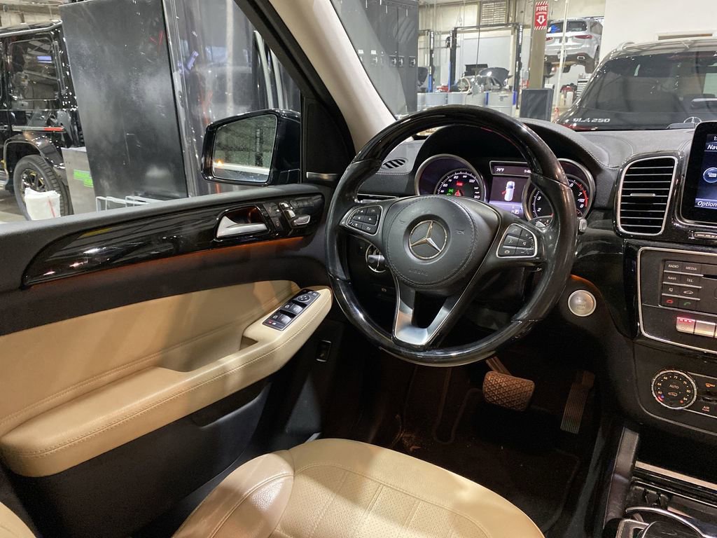 Certified 2017 Mercedes-Benz GLS 450 4MATIC image 3