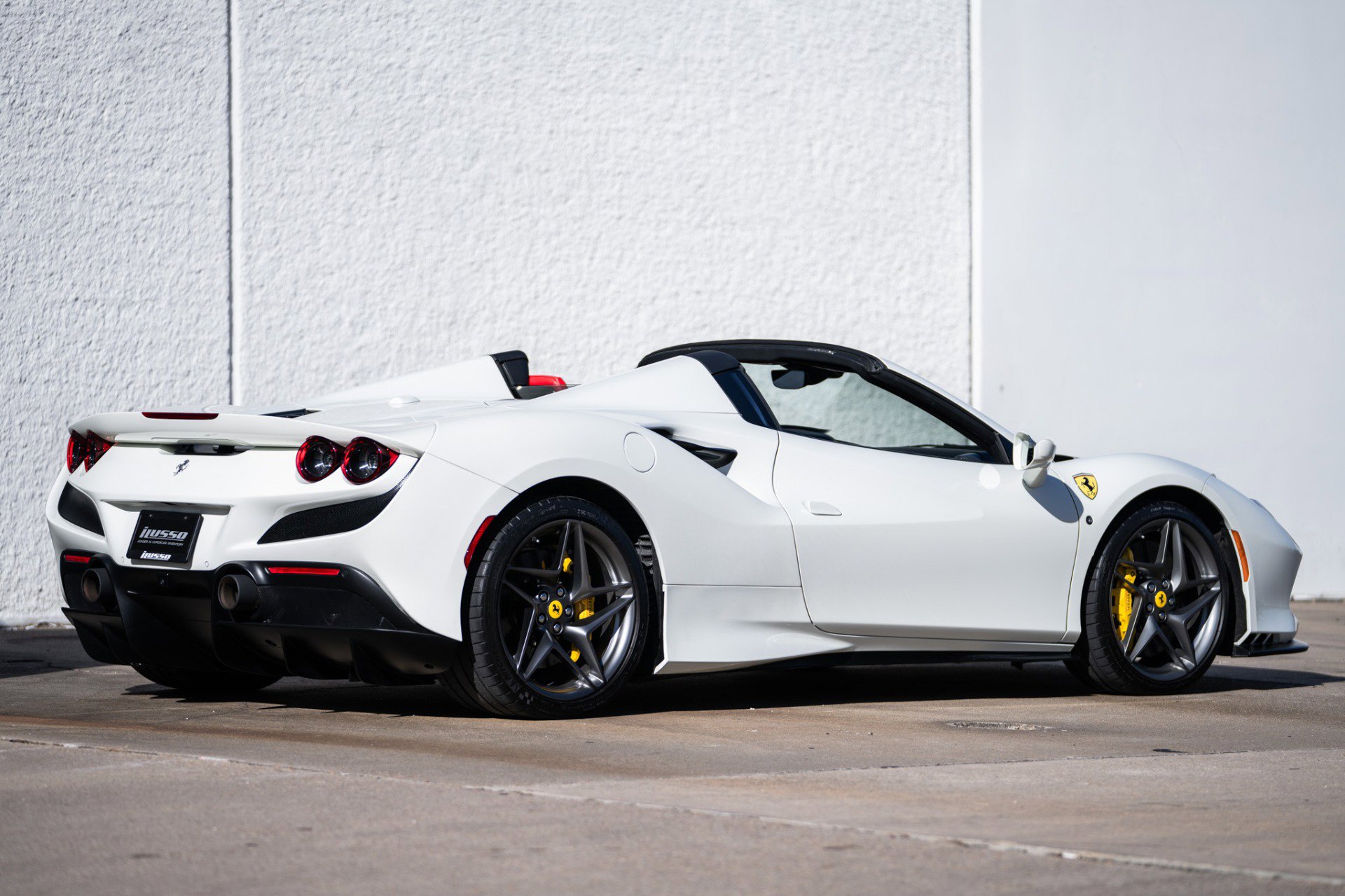 Used 2023 Ferrari F8 Tributo image 5