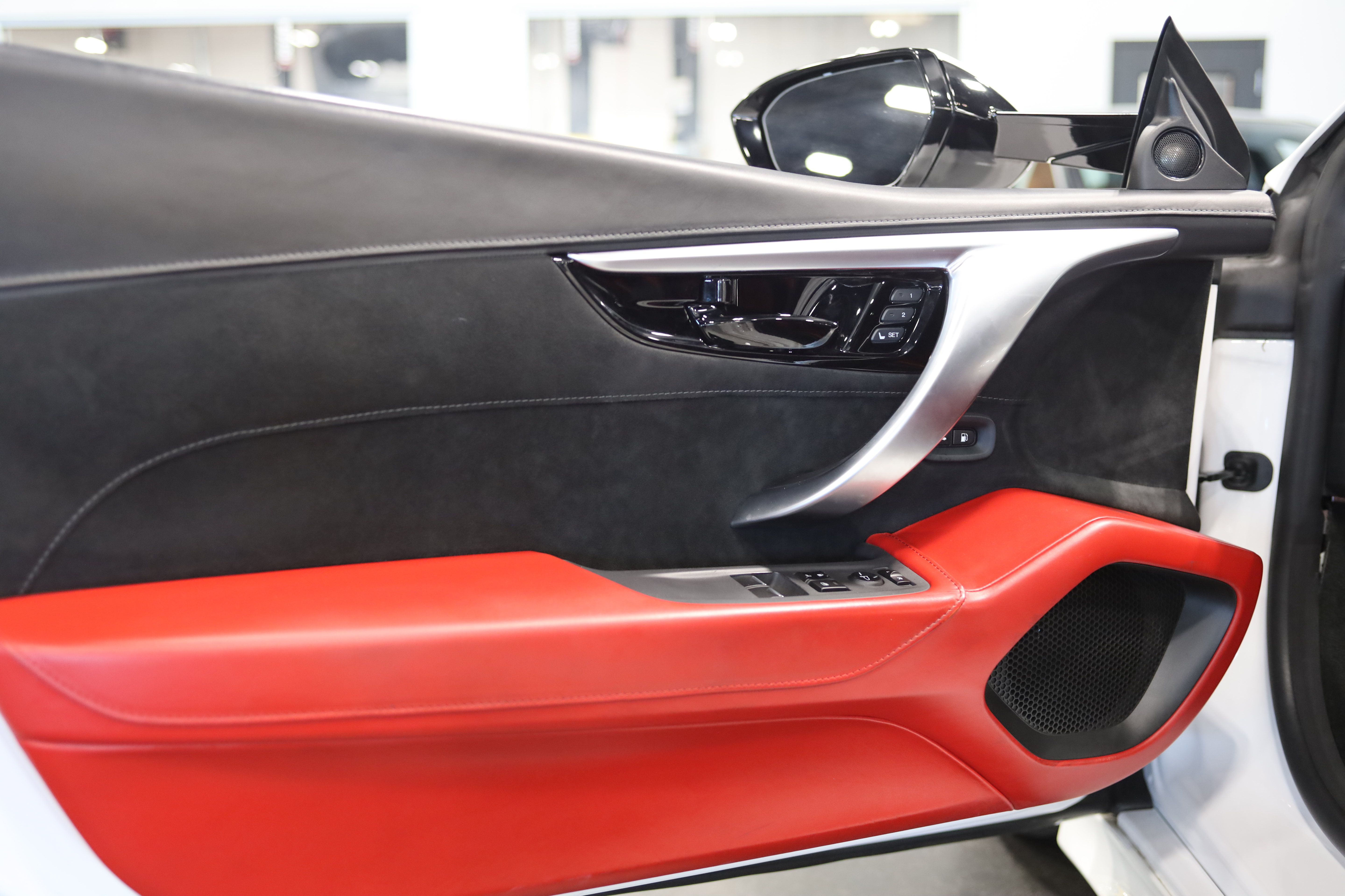 Used 2017 Acura NSX AWD/4WD image 15