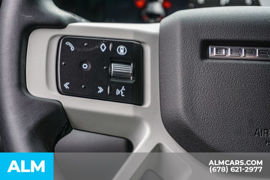 Used 2024 Land Rover Defender 110 X-Dynamic SE AWD/4WD image 29