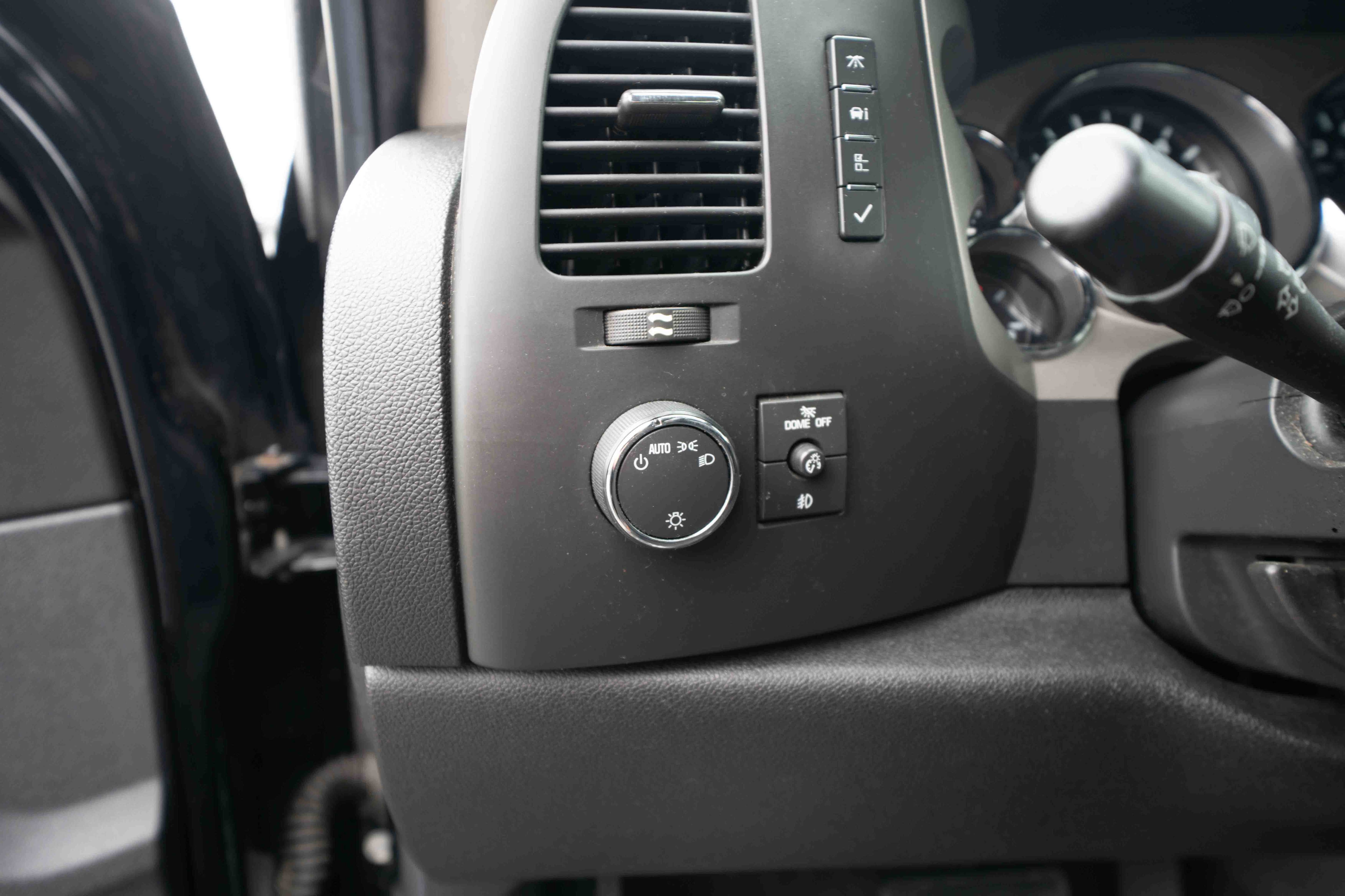 Used 2011 GMC Sierra 1500 SLE w/ Power Tech Package AWD/4WD image 11