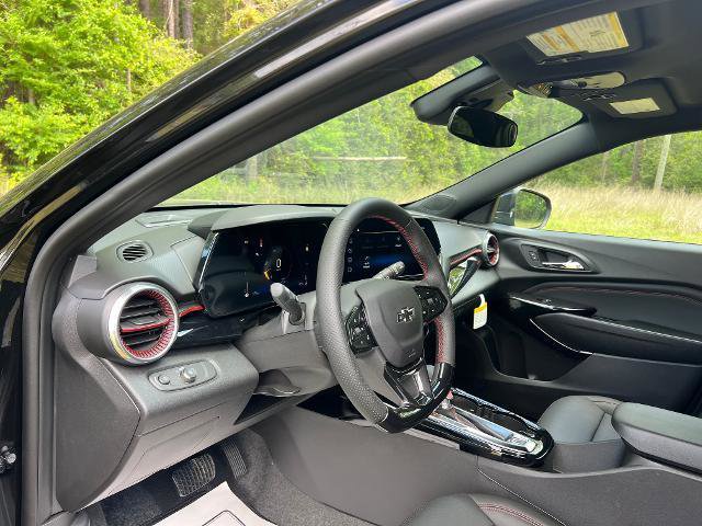 New 2026 Chevrolet Trax RS w/ Driver Confidence Package image 9