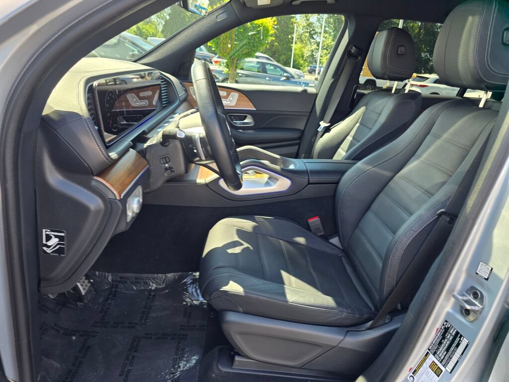 Used 2024 Mercedes-Benz GLS 450 4MATIC image 12
