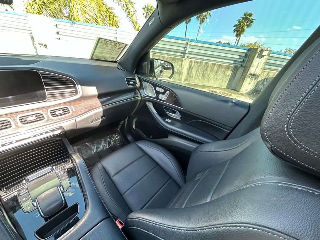 Used 2022 Mercedes-Benz GLE 350 w/ Premium Package image 11
