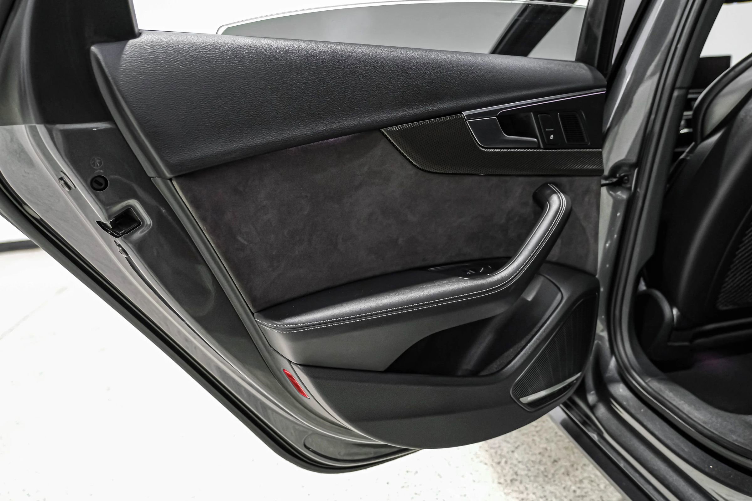 Used 2018 Audi S4 Prestige w/ Prestige Package image 49