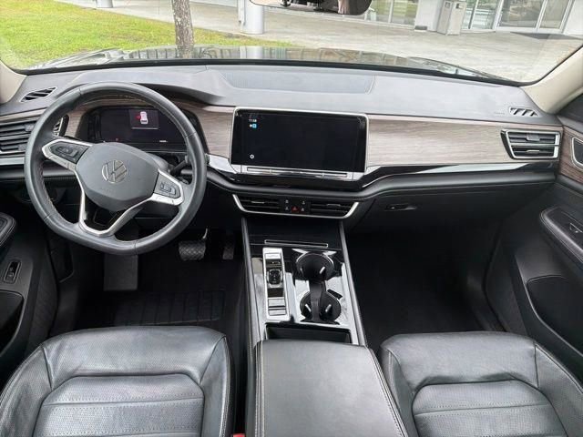 Used 2024 Volkswagen Atlas SEL image 13