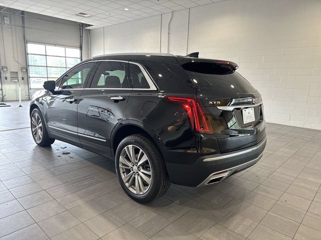 Certified 2024 Cadillac XT5 Premium Luxury FWD image 3
