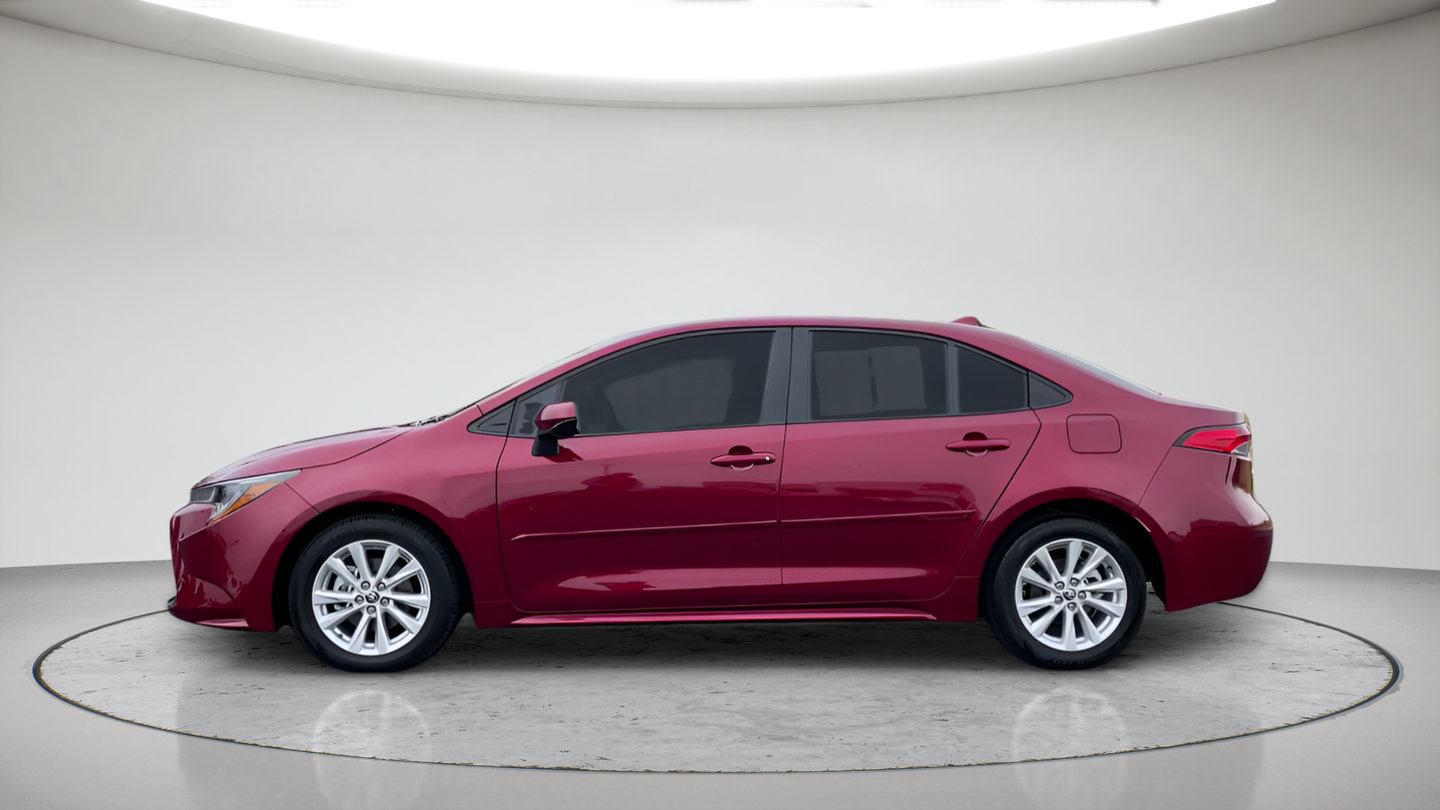 Certified 2025 Toyota Corolla LE w/ LE Premium Package FWD image 11