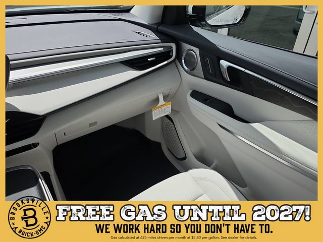 New 2027 Buick Enclave Avenir w/ LPO, Floor Liner Package FWD image 14