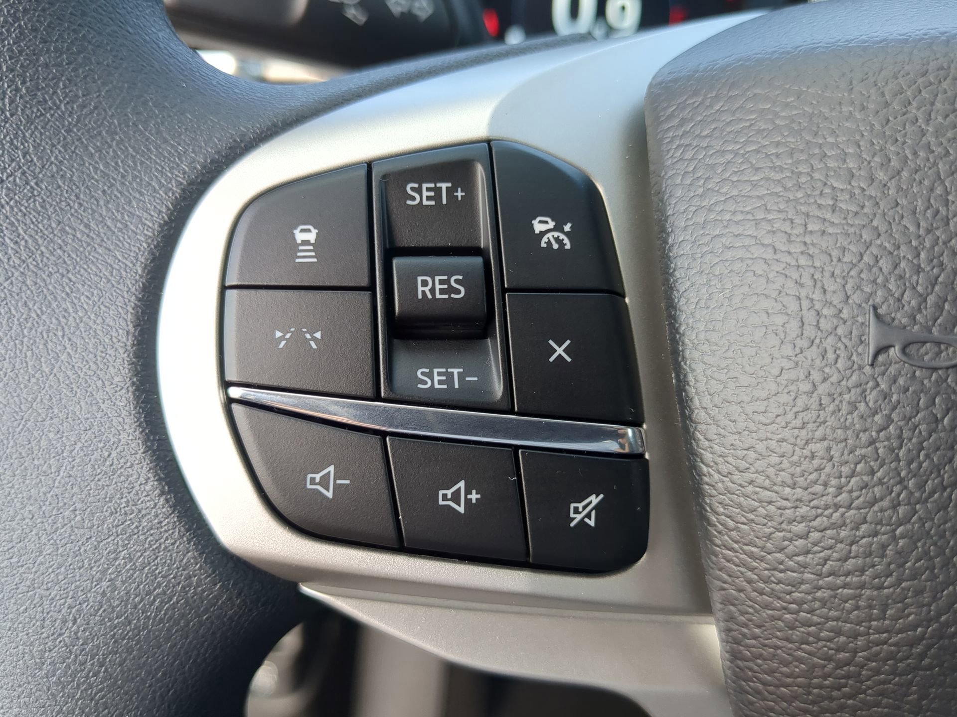 New 2026 Ford Explorer Active RWD image 67