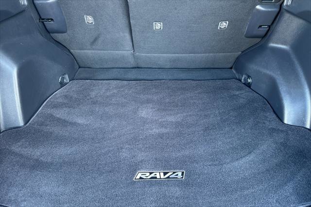 Certified 2023 Toyota RAV4 XLE w/ Convenience Package image 16