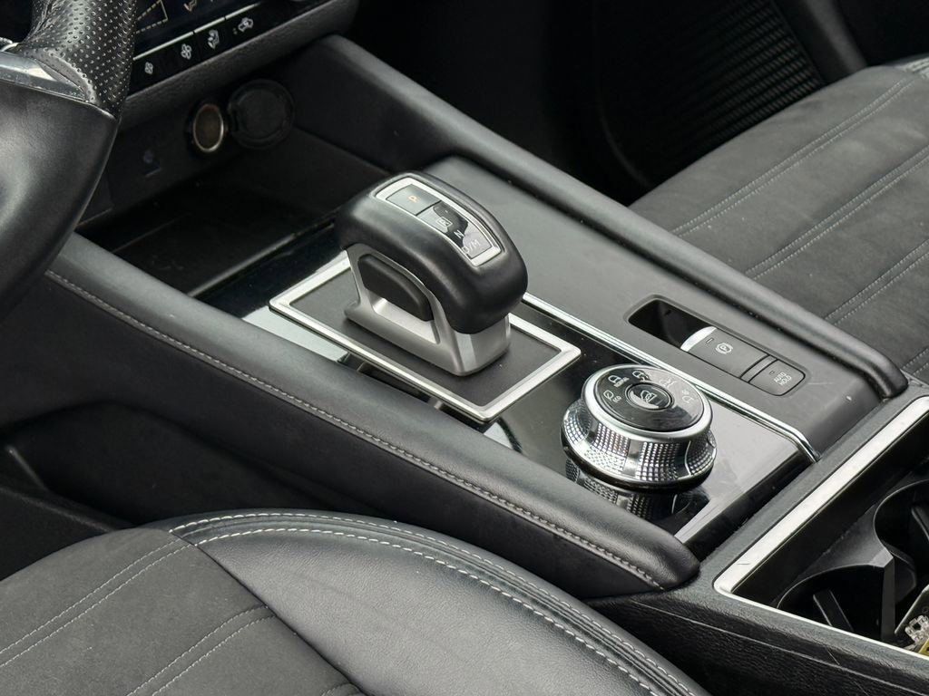 Used 2024 Mitsubishi Outlander SE image 21