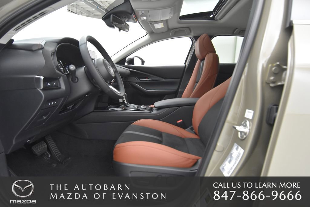 Certified 2025 MAZDA CX-30 Carbon image 26