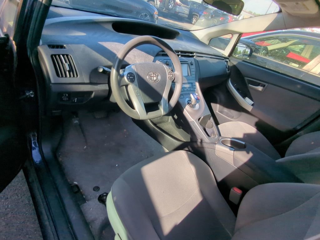 Used 2015 Toyota Prius Three FWD image 7