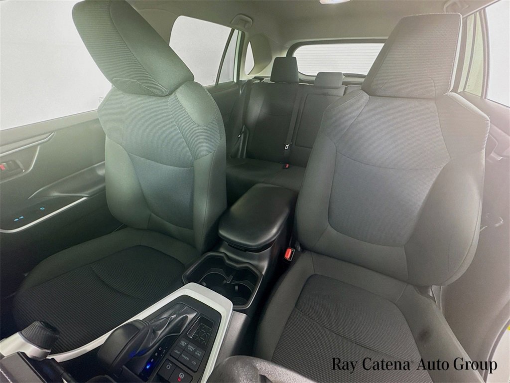 Used 2023 Toyota RAV4 LE image 21