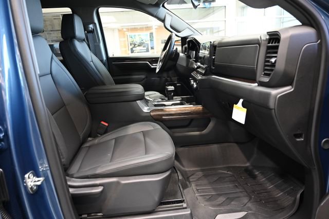 New 2026 GMC Sierra 1500 Elevation w/ Elevation Premium Package image 13