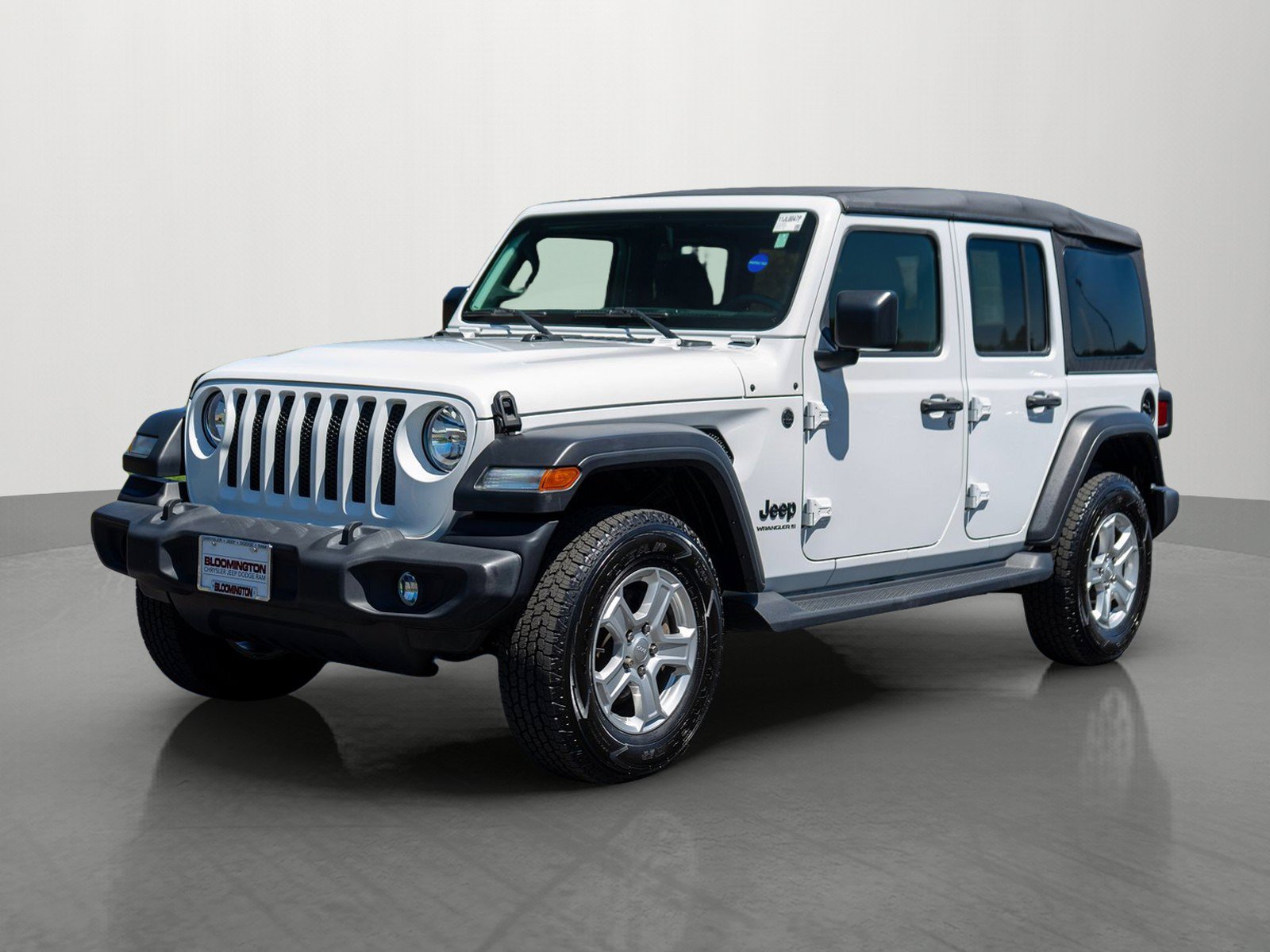 Used 2023 Jeep Wrangler Unlimited Sport AWD/4WD image 3