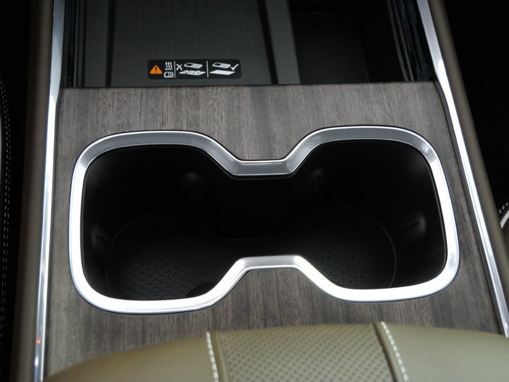 New 2027 GMC Acadia Denali Ultimate AWD/4WD image 21