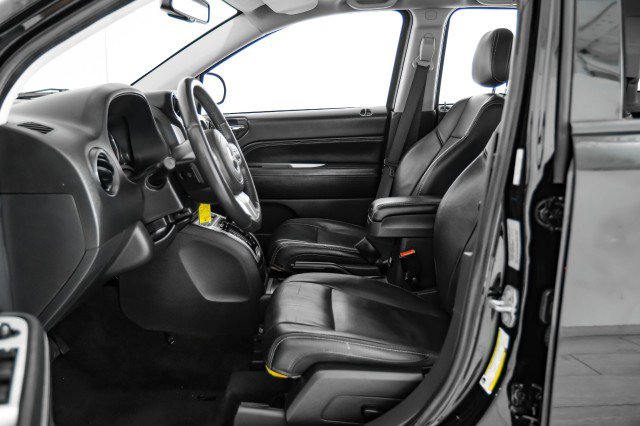 Used 2017 Jeep Compass High Altitude image 23