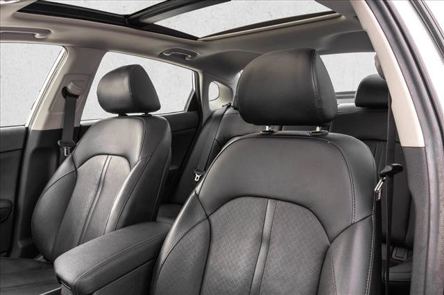 Used 2018 Kia Optima EX w/ Premium Package FWD image 12
