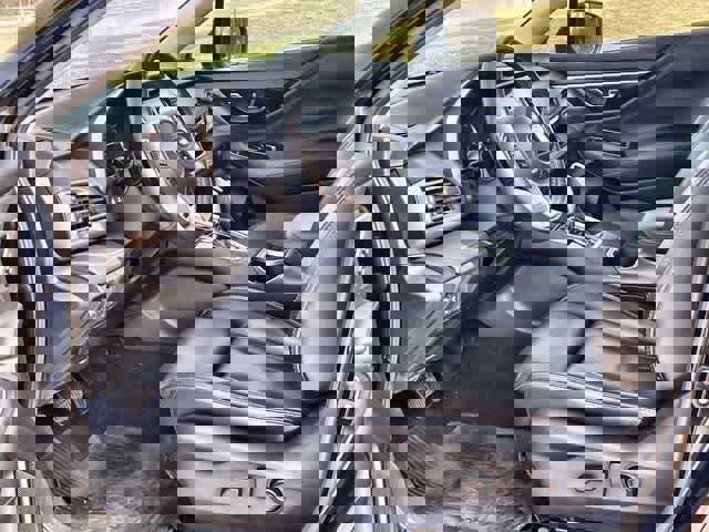 Used 2022 Subaru Outback Limited XT image 3