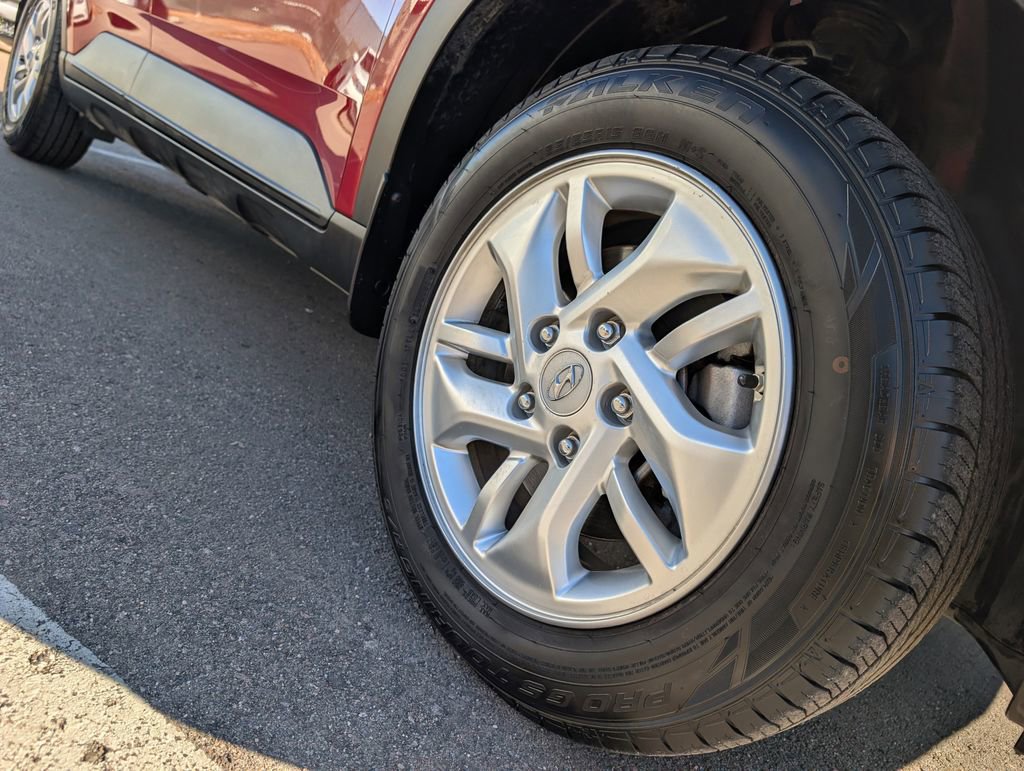 Used 2021 Hyundai Venue SE image 7