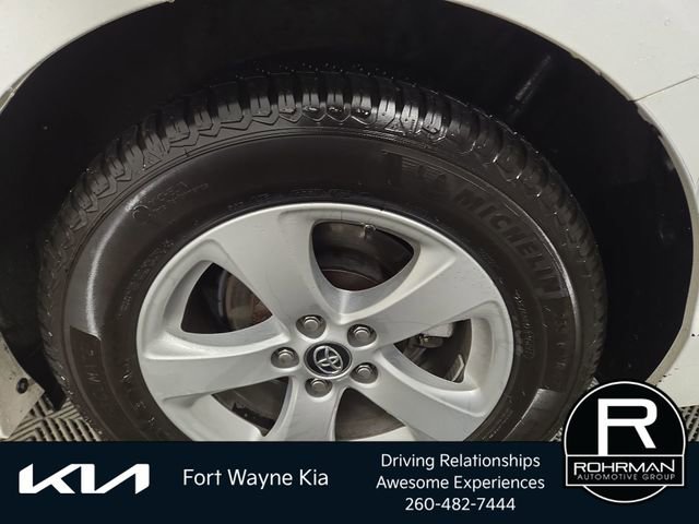 Used 2018 Toyota Sienna LE image 11