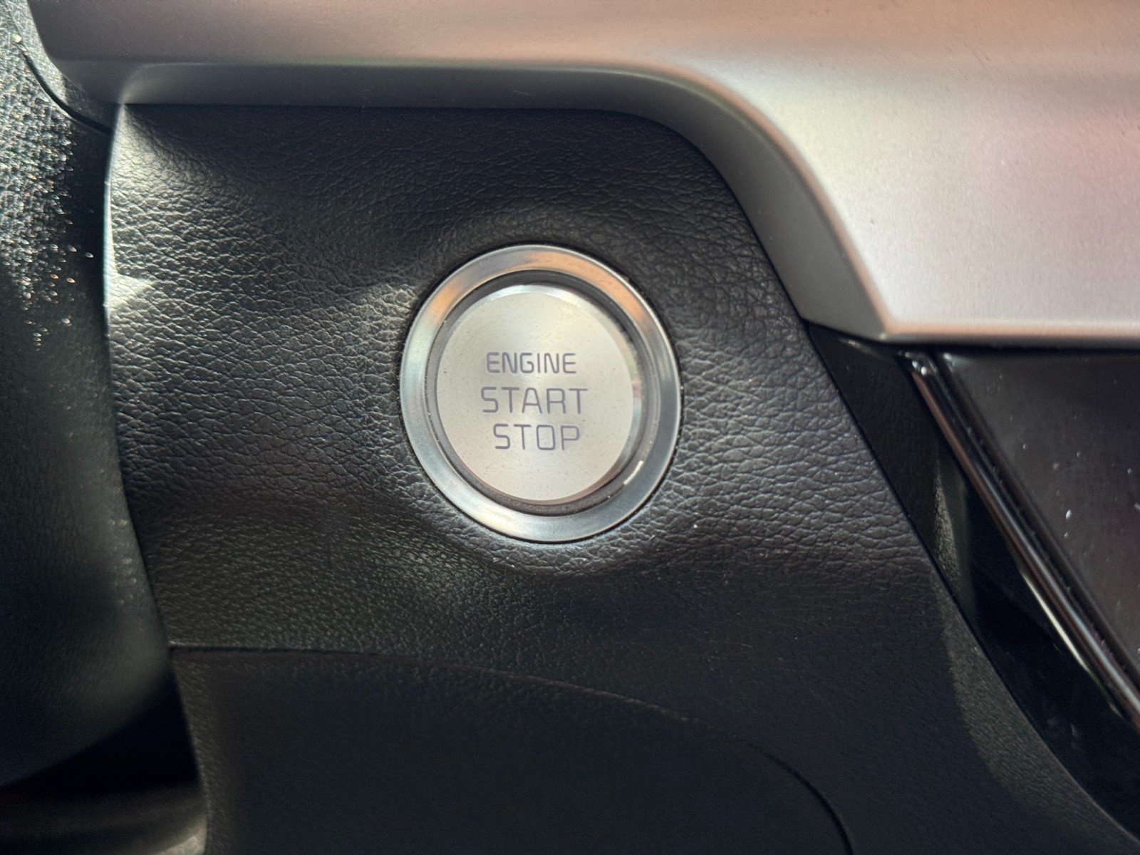 Used 2020 Kia Telluride S AWD/4WD image 22