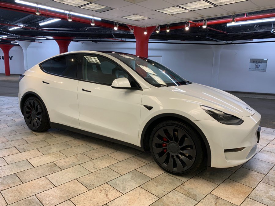 Used 2023 Tesla Model Y Performance AWD/4WD image 8