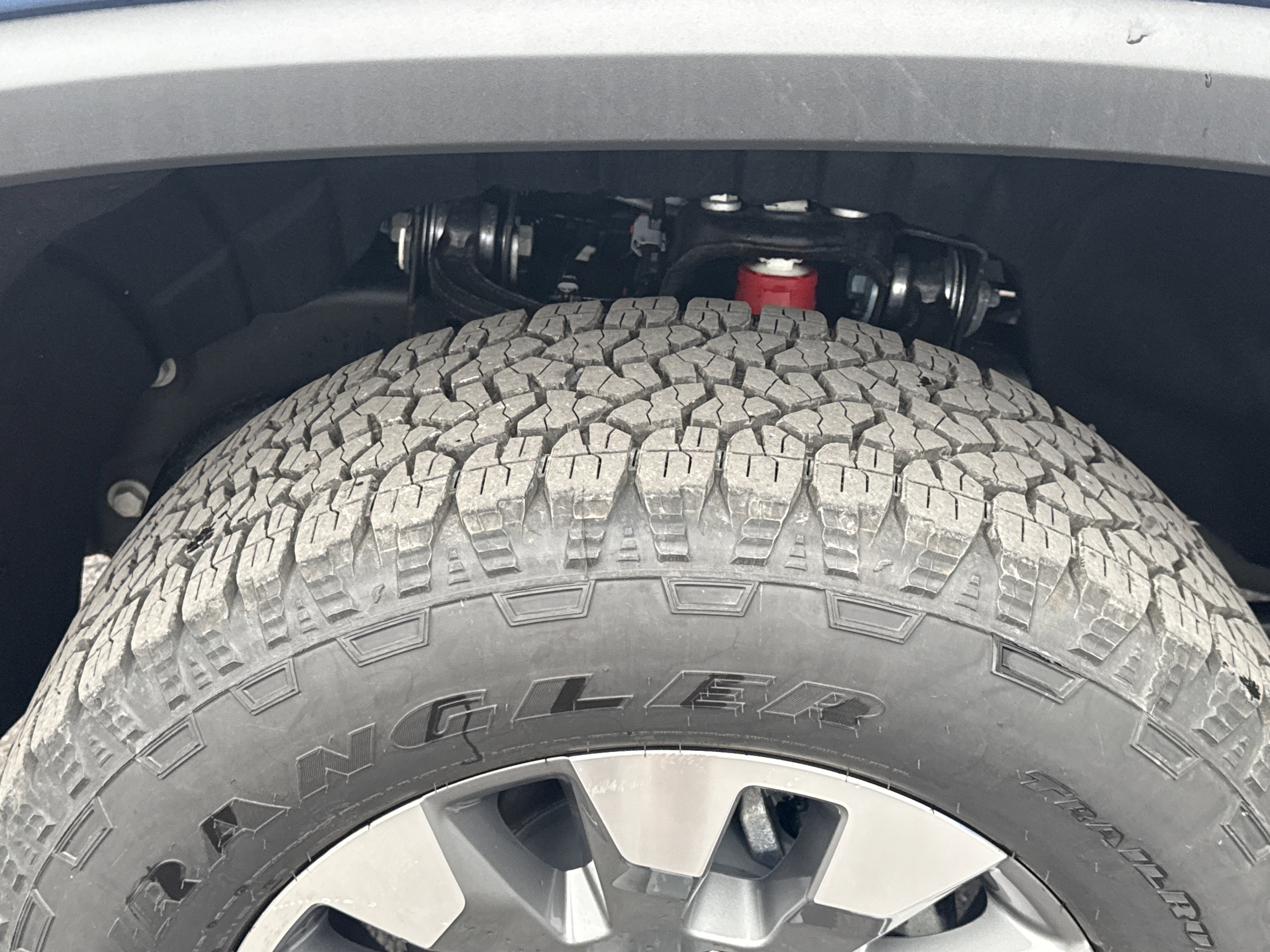 Used 2026 Chevrolet Silverado 2500 Custom w/ Custom Value Package image 11