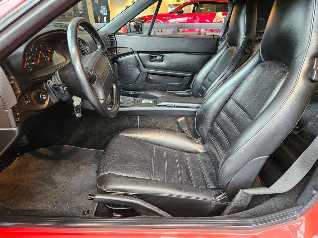 Used 1990 Porsche 944 Cabriolet RWD image 12