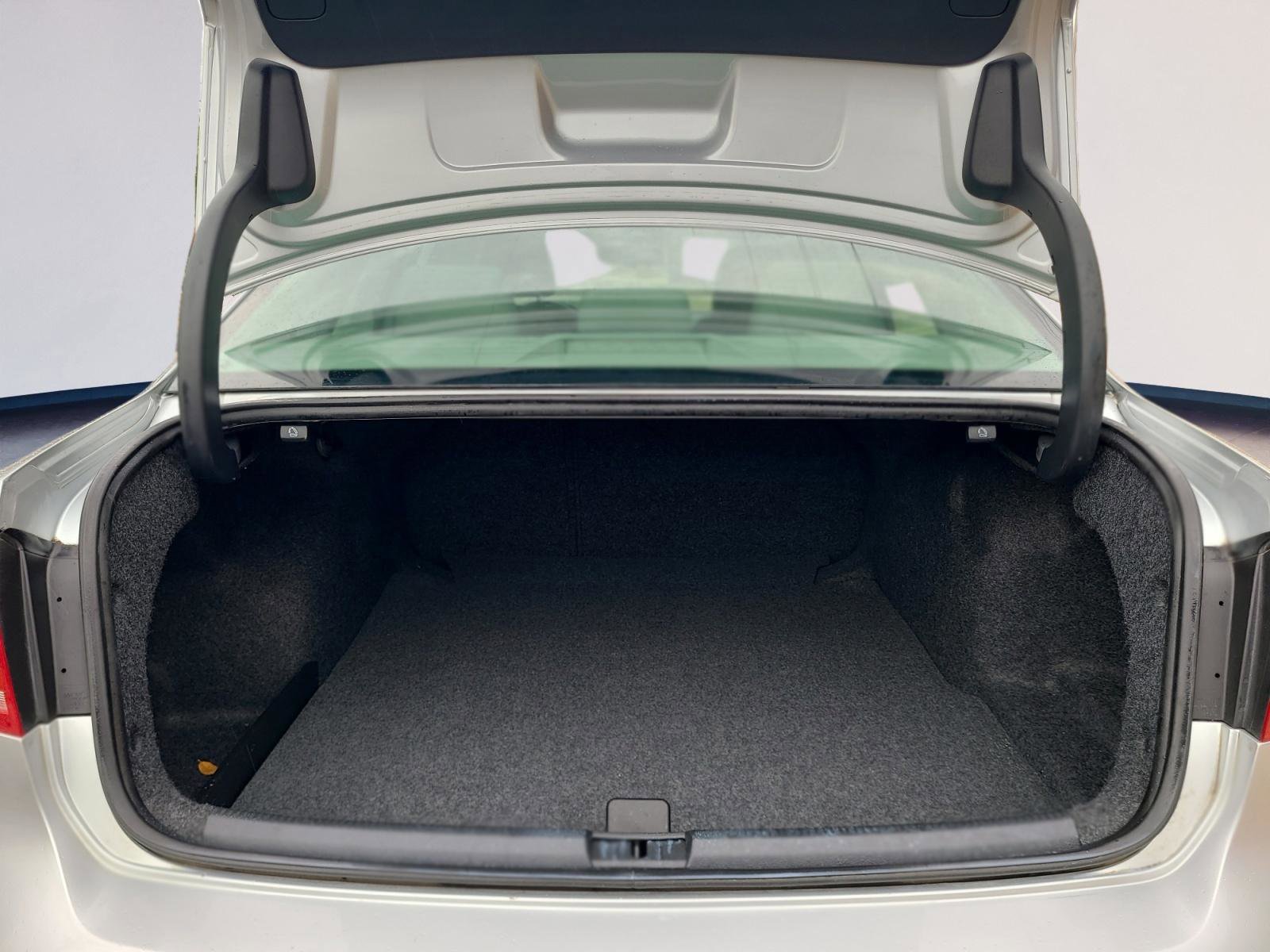 Used 2014 Volkswagen Passat 2.5 SE FWD image 20