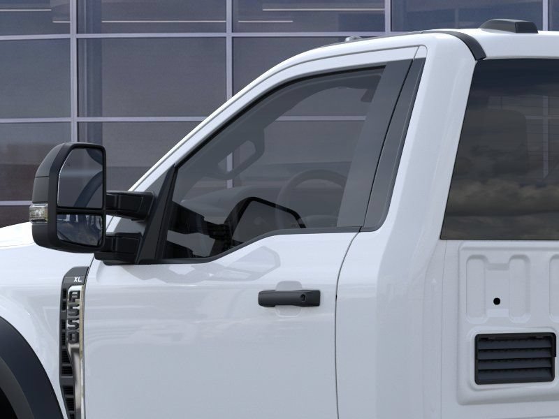 New 2026 Ford F550 4x4 Regular Cab Super Duty w/ XL Chrome Package image 20