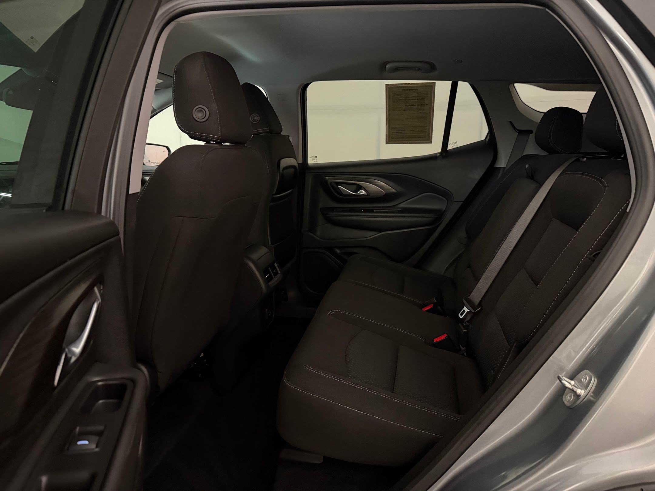 Used 2023 GMC Terrain SLE w/ Driver Convenience Package AWD/4WD image 21