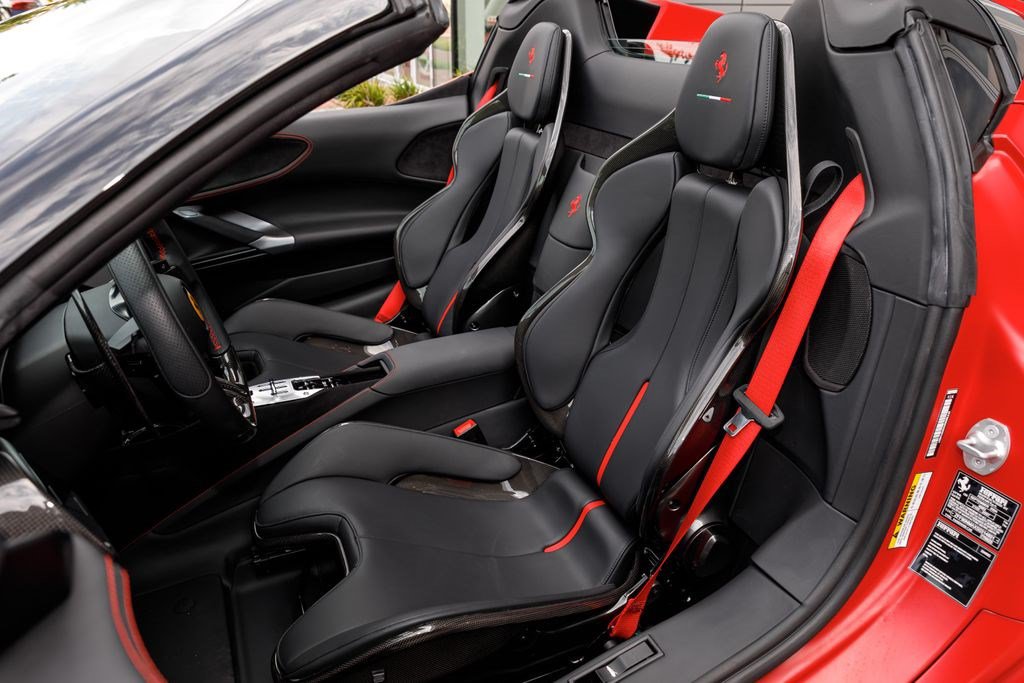 Used 2025 Ferrari SF90 Spider AWD/4WD image 10