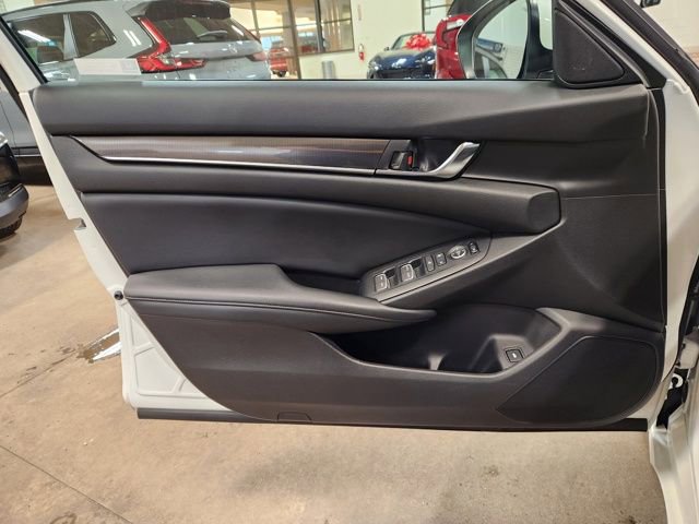 Used 2018 Honda Accord Sport image 21