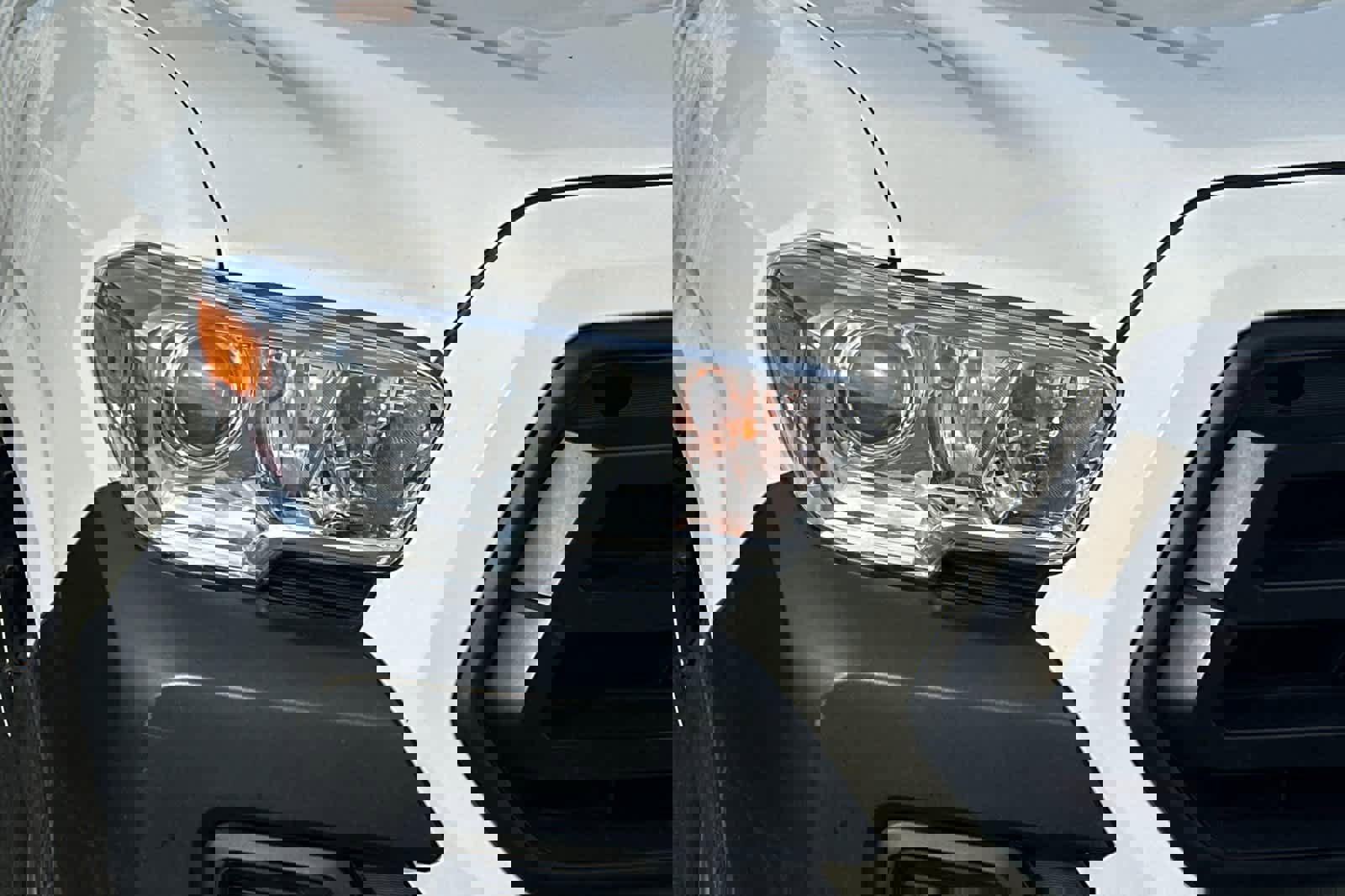 Used 2022 Toyota Tacoma SR image 8