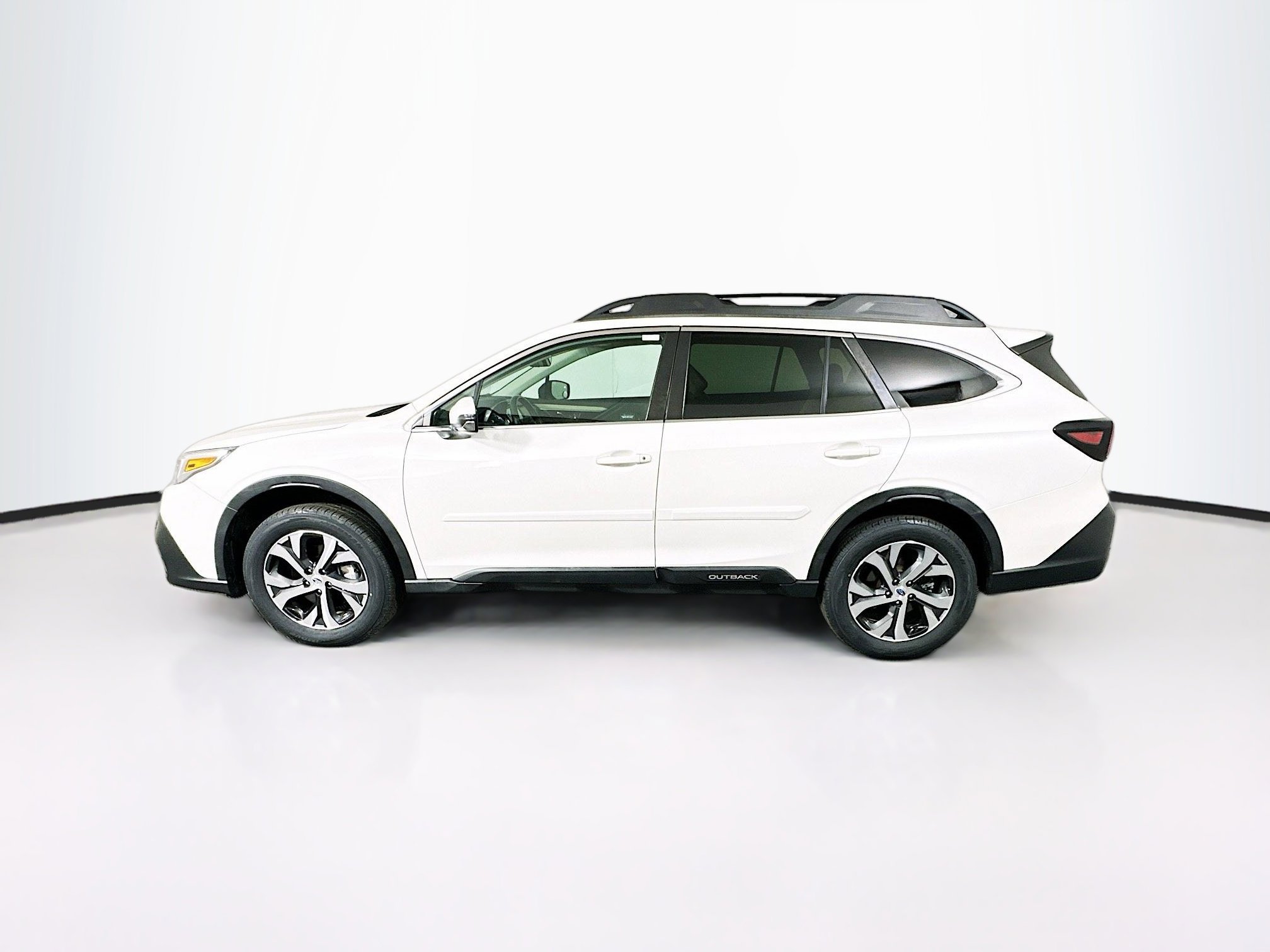 Used 2022 Subaru Outback Limited AWD/4WD image 4