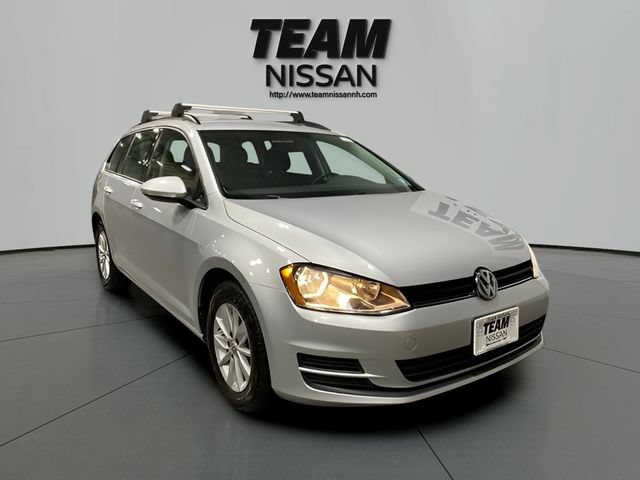 Used 2016 Volkswagen Golf S FWD image 1