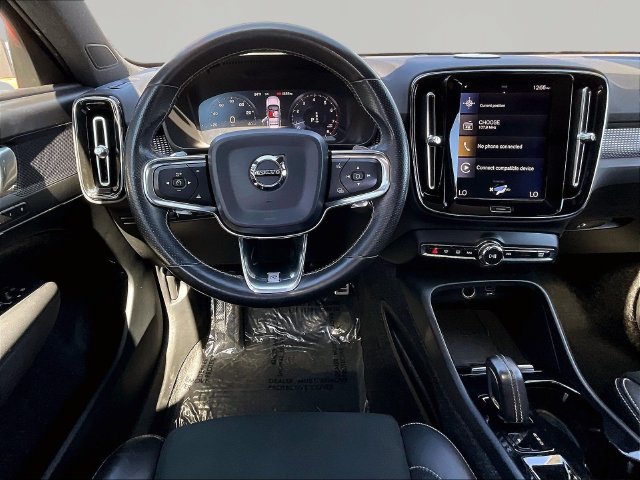 Used 2020 Volvo XC40 T5 R-Design w/ Protection Package Premier AWD/4WD image 10
