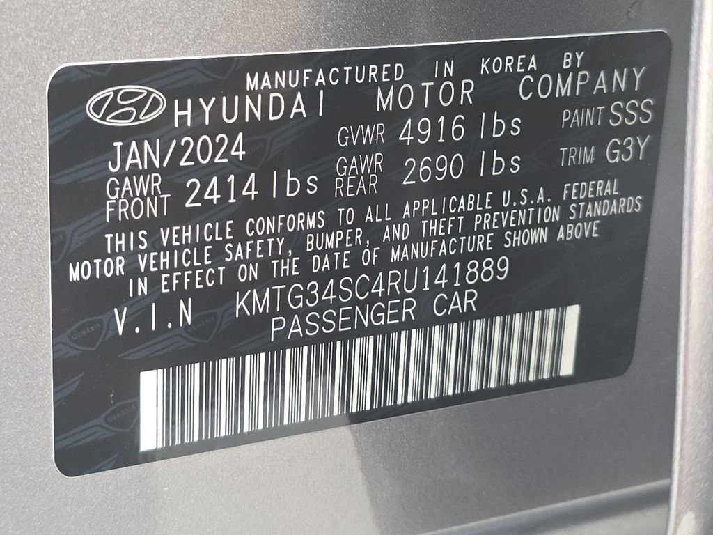 Used 2024 Genesis G70 2.5T w/ Sport Prestige Package image 31