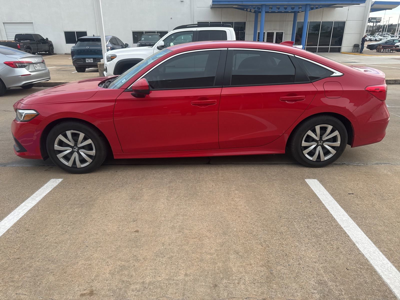 Used 2024 Honda Civic LX image 2