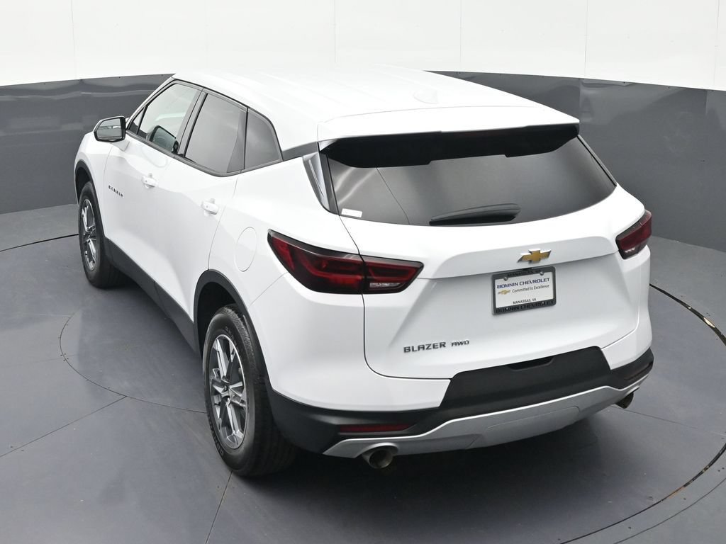 Used 2023 Chevrolet Blazer LT AWD/4WD image 23
