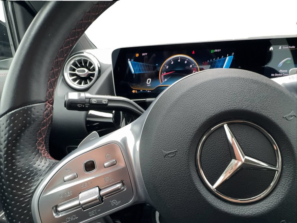 Used 2021 Mercedes-Benz GLA 35 AMG 4MATIC image 43