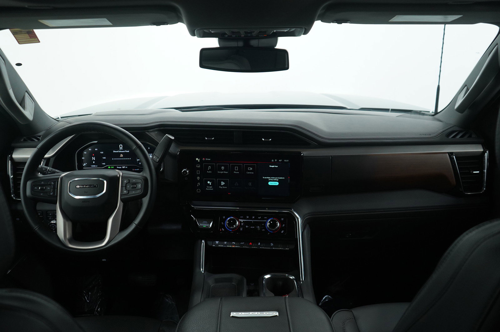 Used 2025 GMC Sierra 2500 Denali image 13