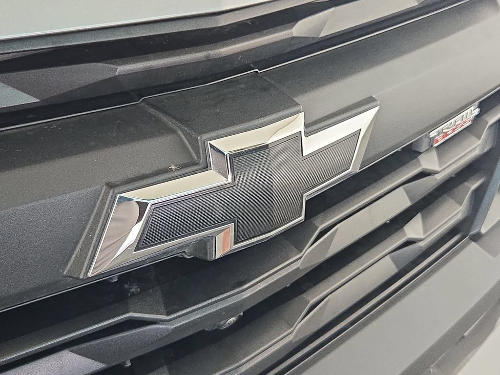 Certified 2025 Chevrolet Colorado Trail Boss AWD/4WD image 36