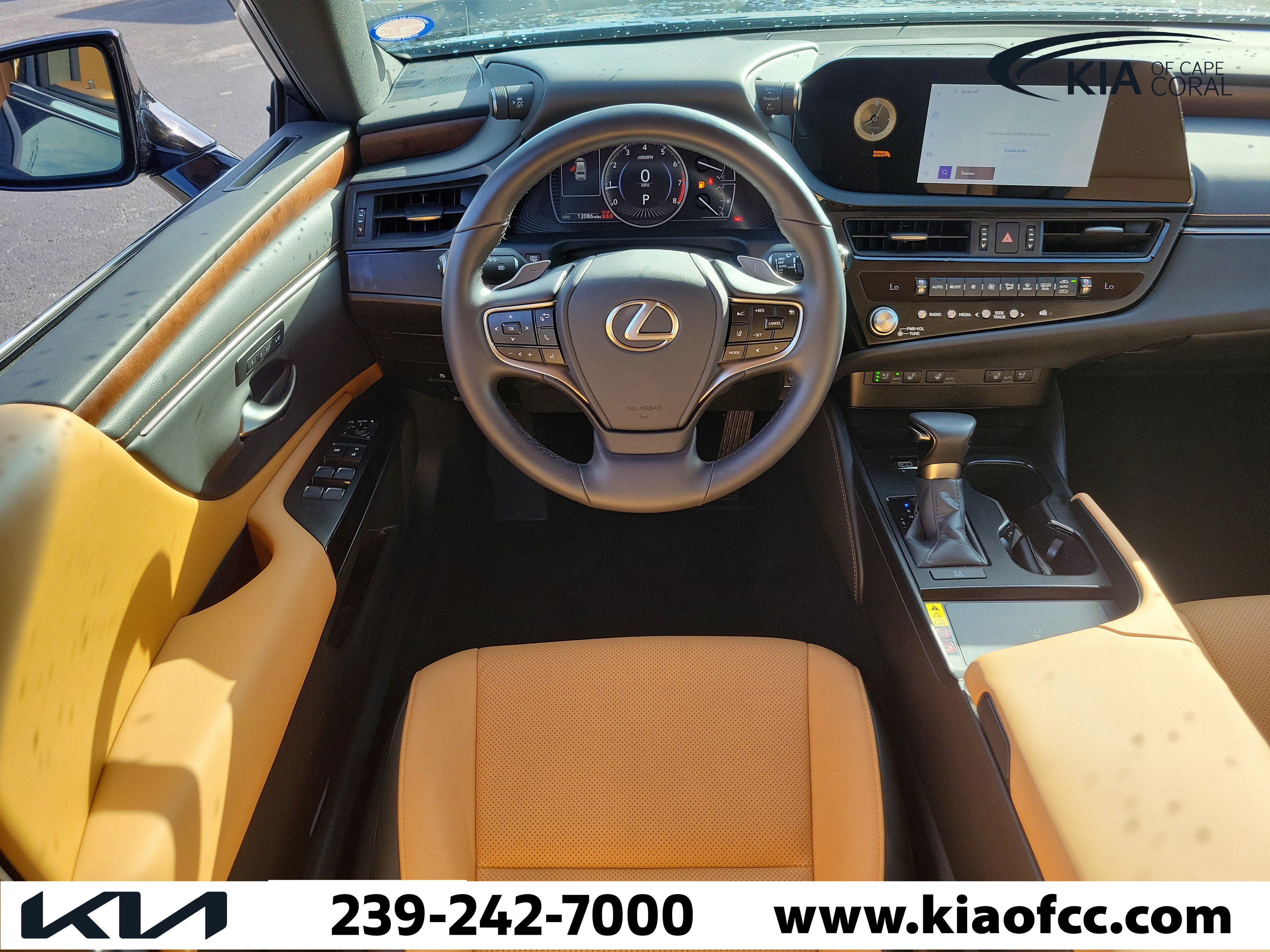 Used 2025 Lexus ES 350 w/ Premium Package FWD image 16
